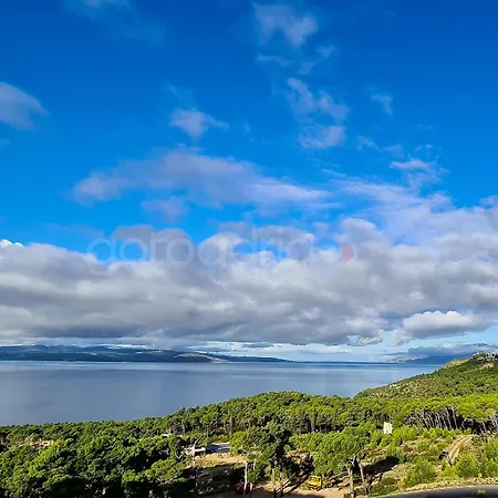 Penthouse With Private Hottub - Bigblue Apartment Makarska